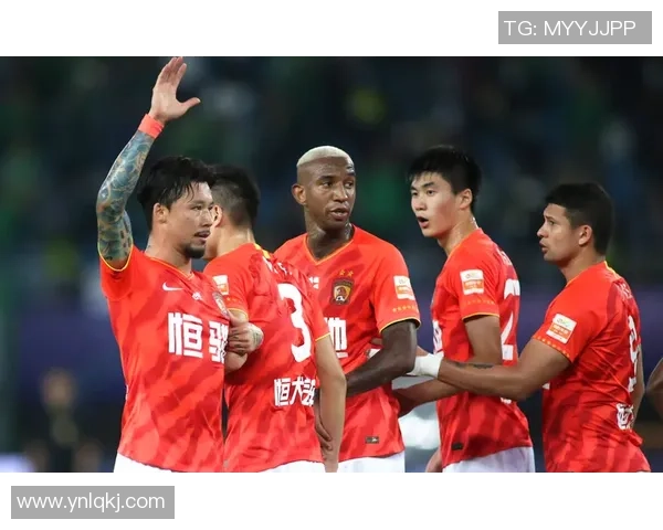 广州足球队节奏争议引发热议球迷与专家各执己见探讨未来发展方向